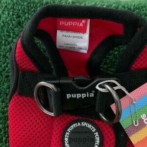 Puppia Red and Black Dog Harness XS NWT